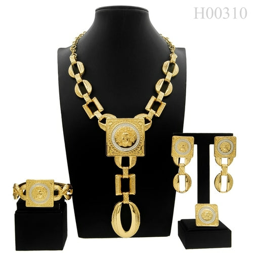 Hot Sale Fashion Woman Necklace Jewelry Set Face Shape Chain Pendant