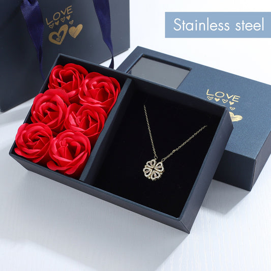 Rose Gift Box Four -leaf Grass Necklace Heart Necklace Cute Four Leaf