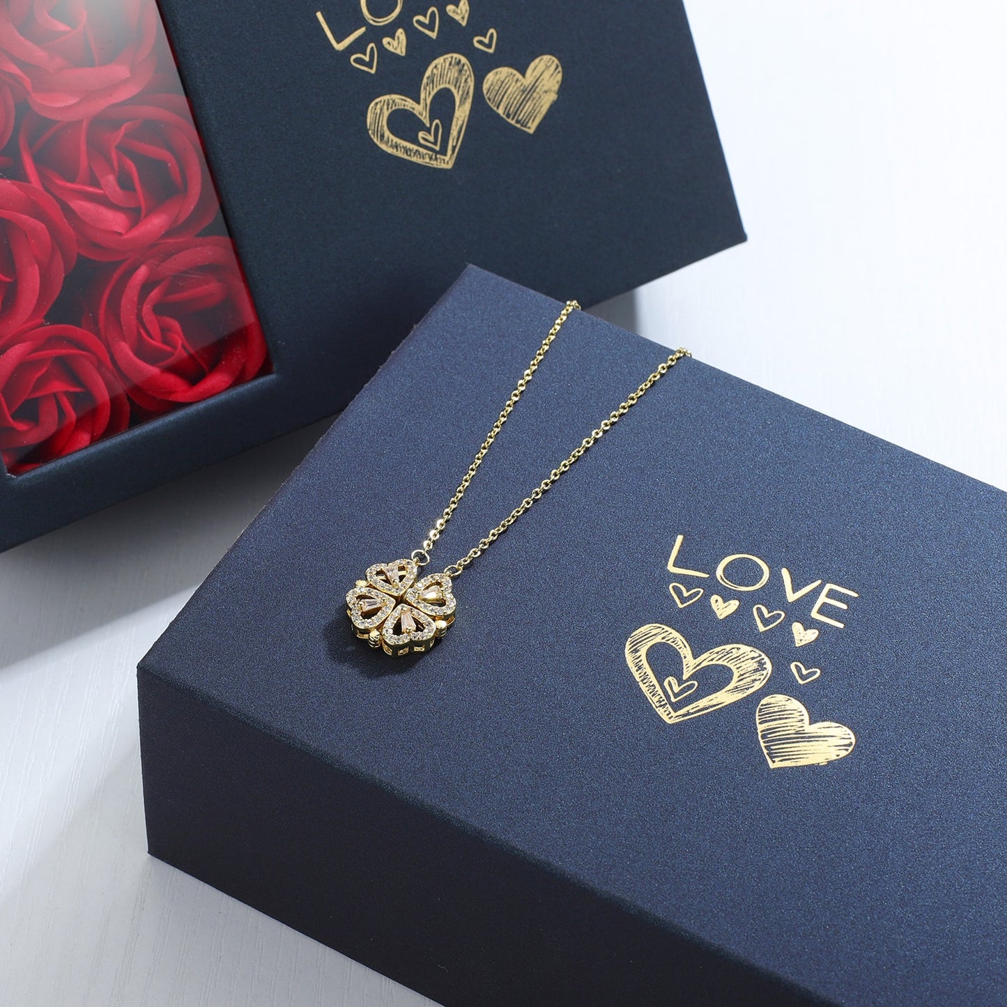 Rose Gift Box Four -leaf Grass Necklace Heart Necklace Cute Four Leaf