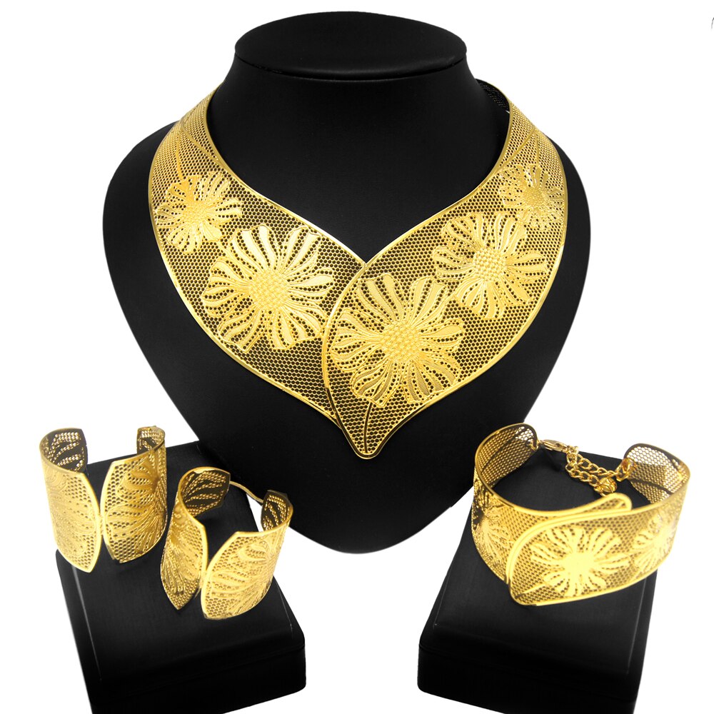 Woman Jewelry Set Dubai Gold Plated Necklace All Copper Material