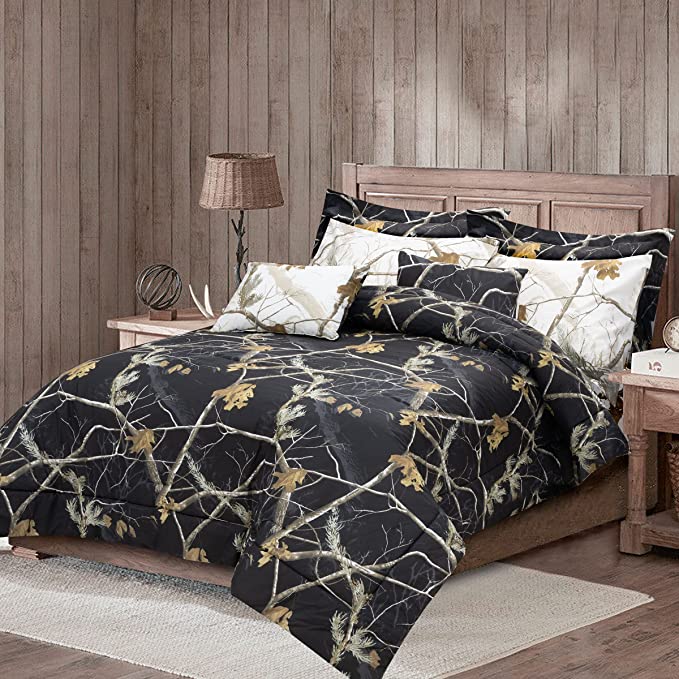 Realtree - AP Black Camouflage - Comforter / Sham Set